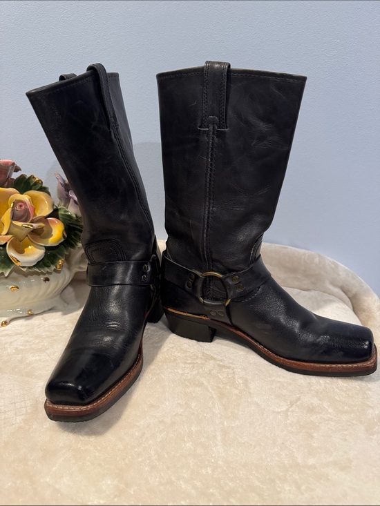 Frye Shoes - FRYE Black Leather Harness 12R Boots Women’s 8 M Made in USA